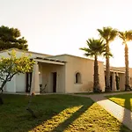 Hotel Giardino Dei Pini - Boutique 4*