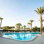 Hotel Giardino Dei Pini - Boutique 4*